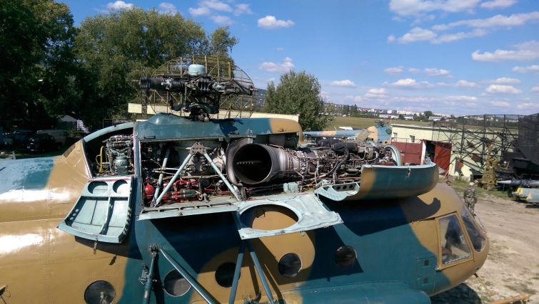 Mi-8-harckocsi.com-3.jpg