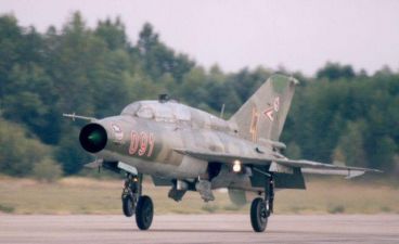 MIG-21 UM