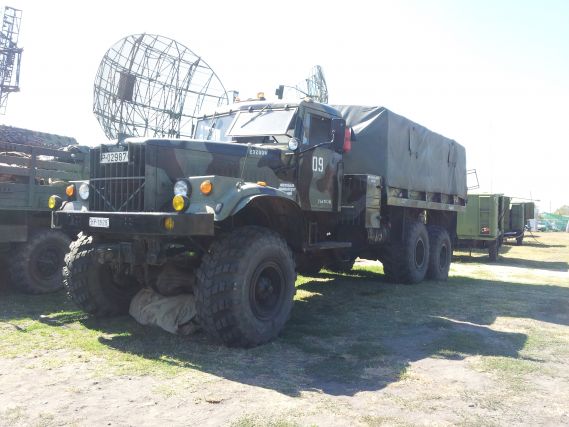 kraz_255_4.jpg