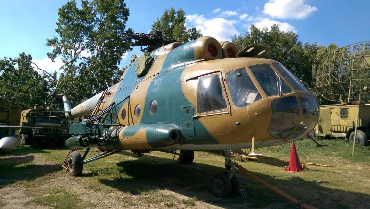 Mi-8-harckocsi.com-21.jpg