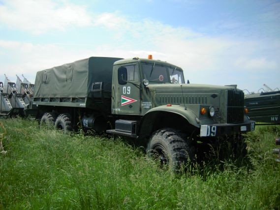 kraz_255_38.jpg