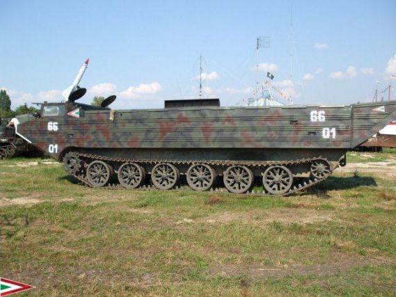 PTSZ_M_MEDIUM_TRACKED_AMPHIBIOUS3.jpg