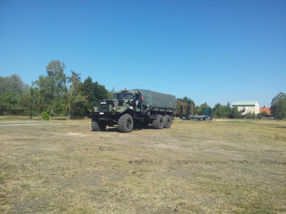 kraz_255_15.jpg