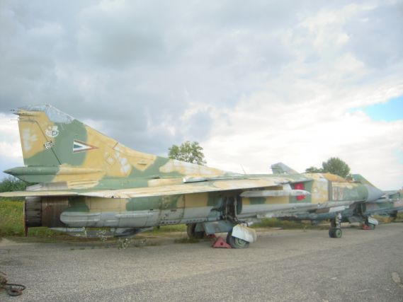 MIG-23_6.jpg